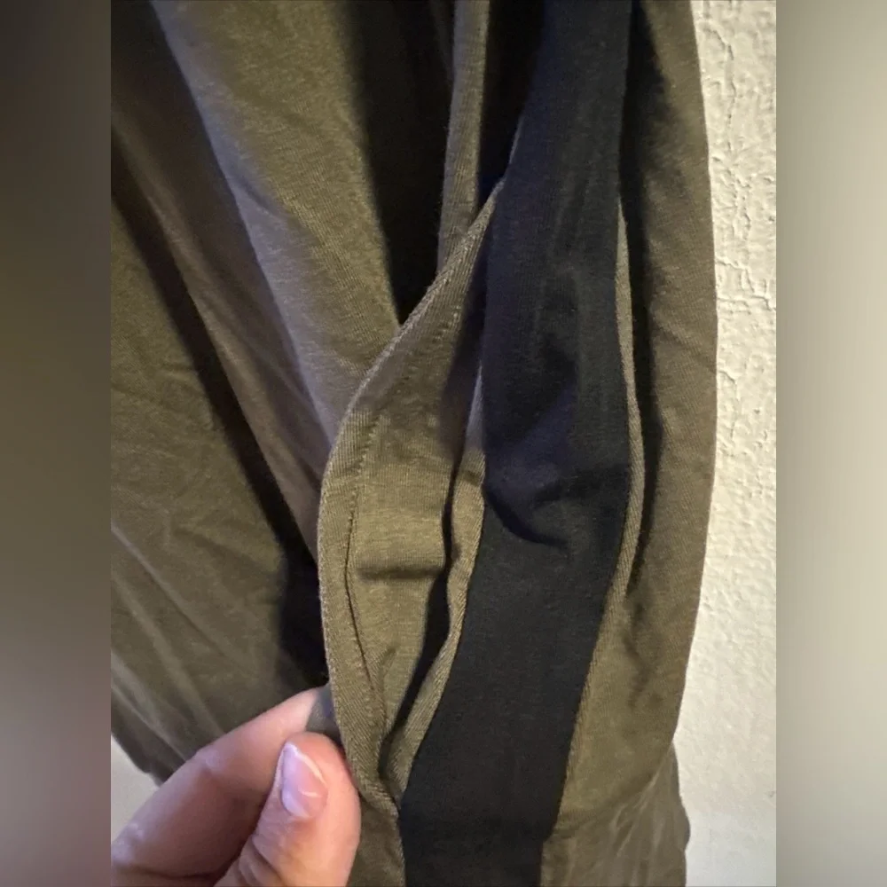 Shebird Built in Bra Dress in Olive Green XS pockets - Picture 4 of 5